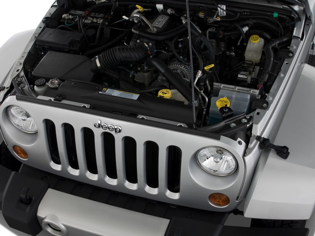 4 Best Tuners For Jeep JK & Buyers Guide (2021) image
