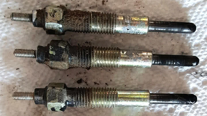 3 Best Glow Plugs for Duramax - Buyer's Guide & FAQ (2021) image