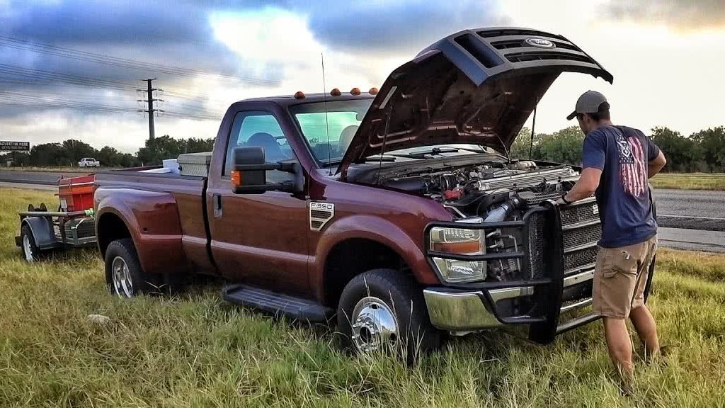 TOP 6 Must Haves if you Get Stuck with your Truck! image