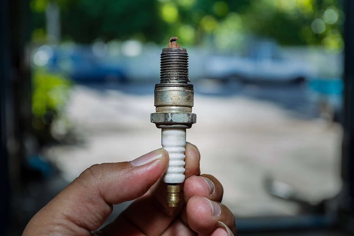  3 Best spark plugs for ford v10 (2023) image
